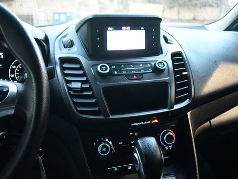 Used 2019 Ford Transit Connect XL image 17