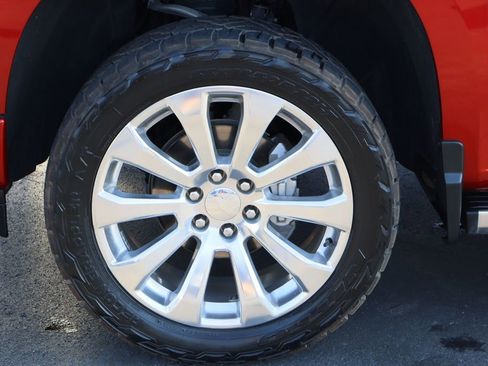 Used 2023 Chevrolet Silverado 1500 High Country w/ Z71 Off-Road Package image 30