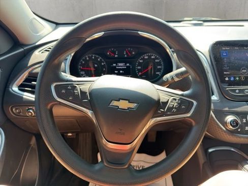 Used 2020 Chevrolet Malibu LT FWD image 49