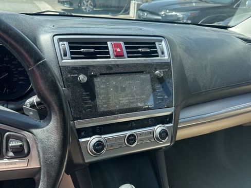 Used 2015 Subaru Outback 2.5i Premium image 18