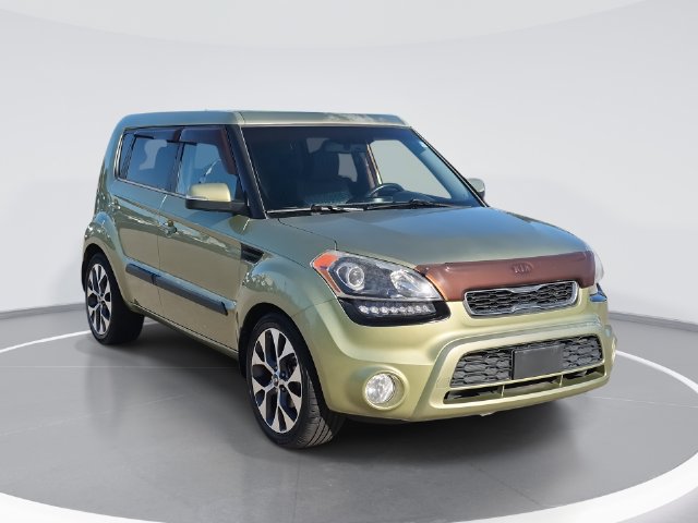 Used 2012 Kia Soul ! FWD image 1