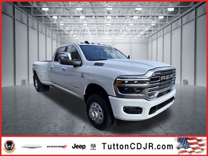 New 2025 RAM 3500 Laramie w/ Towing Technology Group