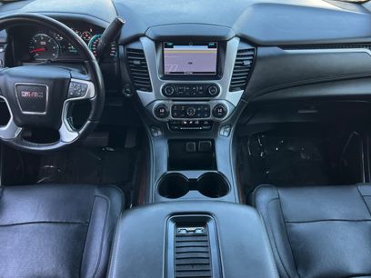 Used 2017 GMC Yukon XL SLT