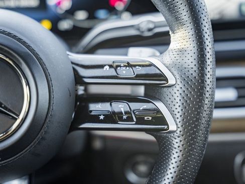 Certified 2025 Mercedes-Benz GLS 450 4MATIC image 29