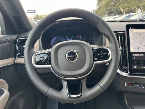 New 2026 Volvo XC90 B6 Plus w/ Protection Package Premier image 15