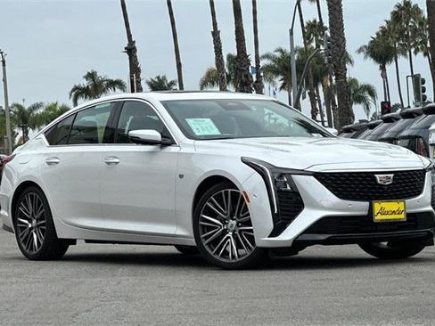 New 2025 Cadillac CT5 Premium Luxury image 2