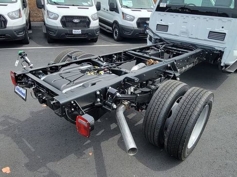 New 2026 Ford F550 2WD Regular Cab Super Duty image 15
