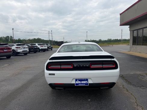 Used 2017 Dodge Challenger SXT w/ Sound Group RWD image 7