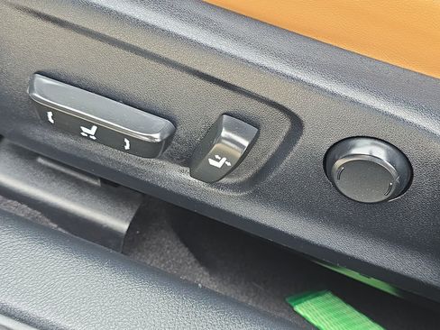 Used 2018 Lexus IS 300 image 13