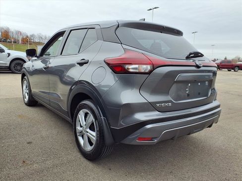 Used 2024 Nissan Kicks S image 4