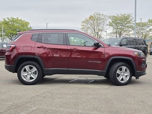 Used 2022 Jeep Compass Latitude w/ Convenience Group image 26