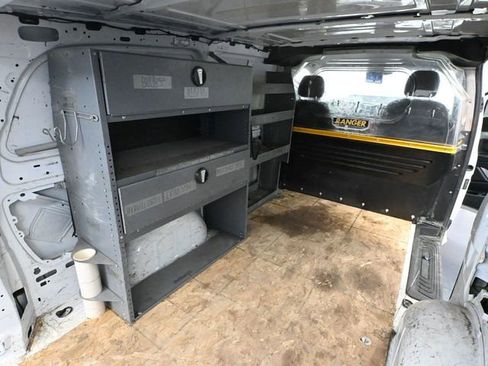 Used 2017 Mercedes-Benz Metris image 28