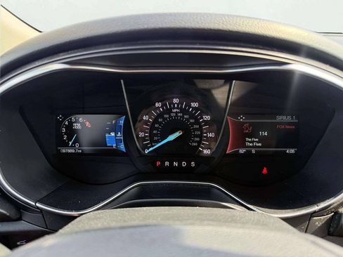 Used 2018 Ford Fusion Titanium AWD/4WD image 17