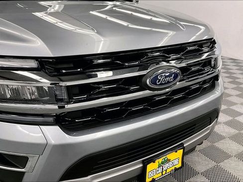 Used 2022 Ford Expedition Max Limited image 33