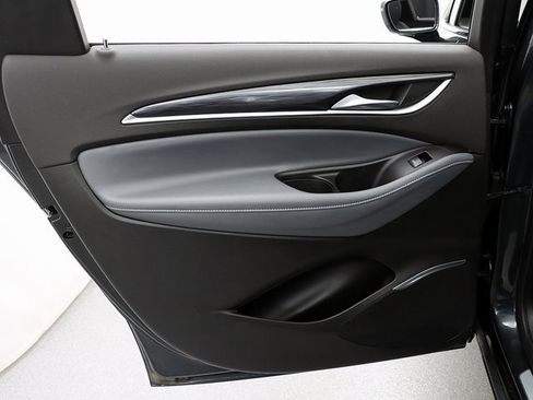 Used 2020 Buick Enclave Premium w/ Sun and Sites Package image 27