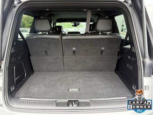 Used 2024 Jeep Wagoneer Series III AWD/4WD image 28