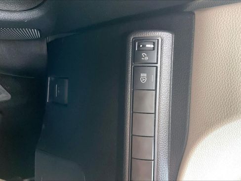 Used 2026 Toyota Corolla LE FWD image 33