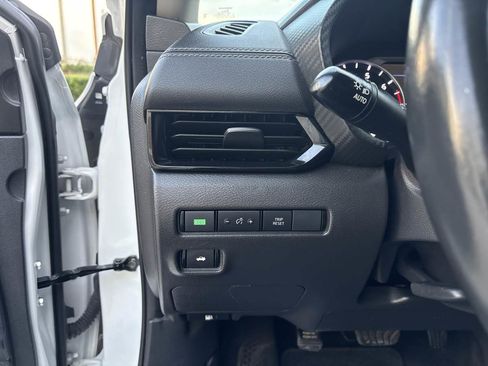 Used 2022 Nissan Sentra SV w/ Trunk Package image 19