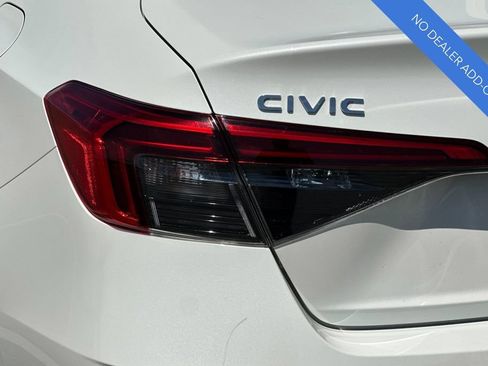Certified 2024 Honda Civic Touring image 28