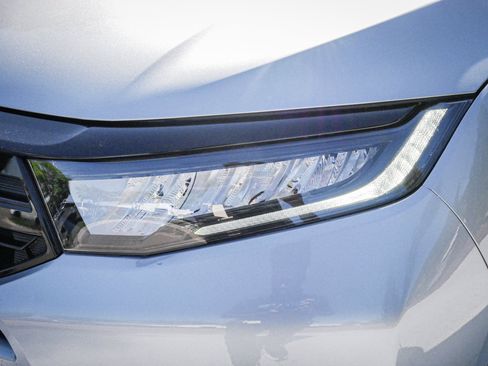 New 2026 Honda Odyssey Touring image 6