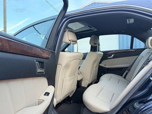 Used 2012 Mercedes-Benz E 350 4MATIC Sedan image 20