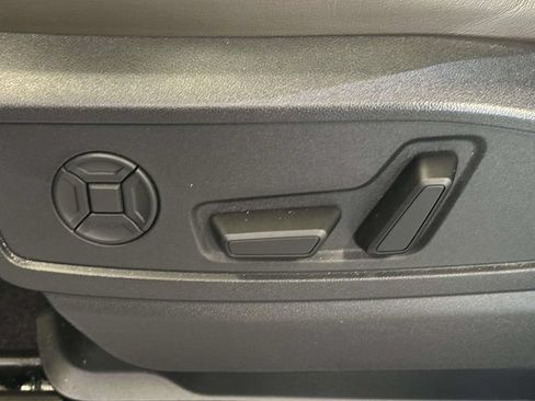 Used 2025 Audi Q5 Premium Plus w/ Premium Plus AWD/4WD image 20