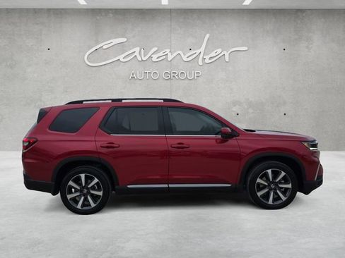 Used 2024 Honda Pilot Touring image 17