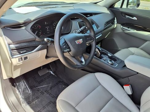 Used 2023 Cadillac XT4 Premium Luxury w/ Cold Weather Package FWD image 19