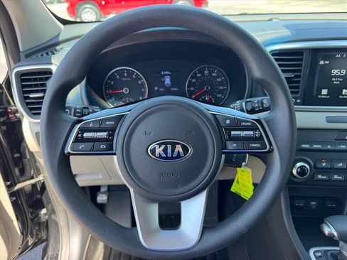 Used 2021 Kia Sportage LX AWD/4WD image 24