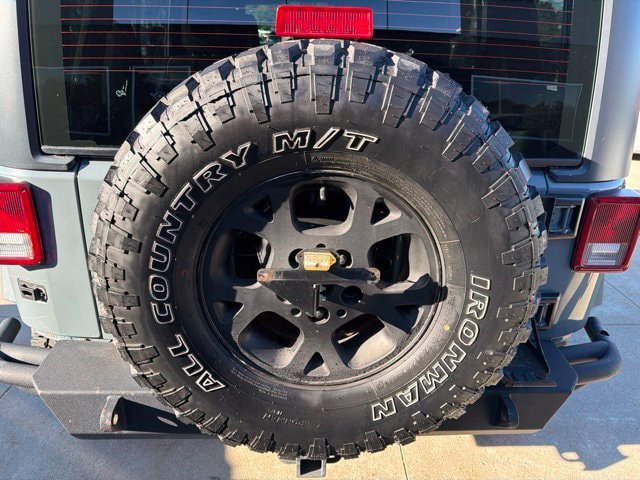 Used 2015 Jeep Wrangler Unlimited Sport AWD/4WD image 11