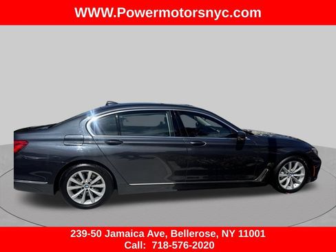 Used 2019 BMW 740e xDrive w/ Executive Package AWD/4WD image 7