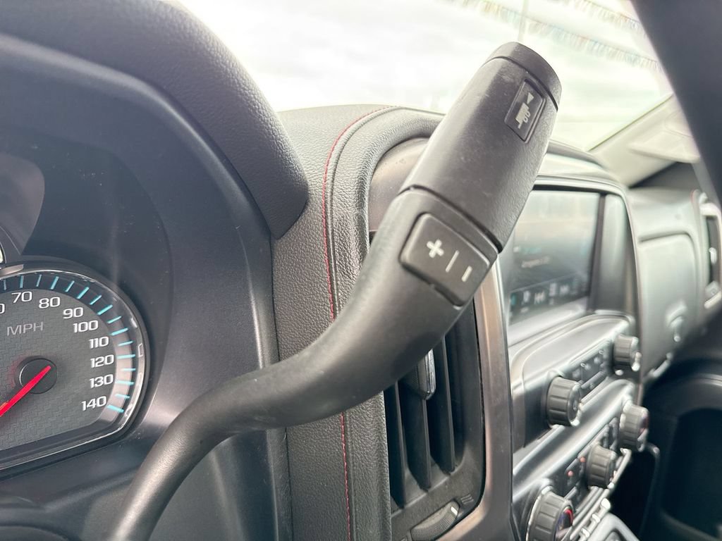 Used 2018 GMC Sierra 2500 SLT w/ Duramax Plus Package AWD/4WD image 18