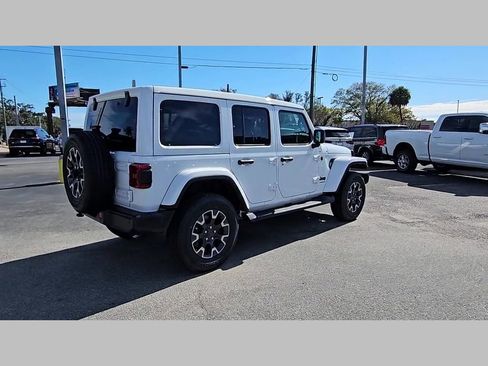 New 2026 Jeep Wrangler Sahara image 31