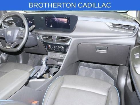 Used 2025 Buick Encore GX Sport Touring w/ Advanced Technology Package AWD/4WD image 28