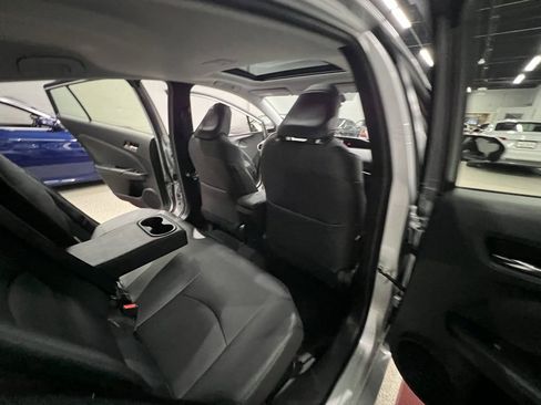 Used 2017 Toyota Prius Four image 35