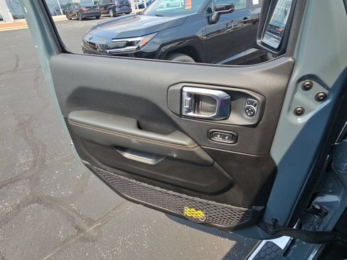 Used 2026 Jeep Wrangler Unlimited Sahara w/ Safety Group AWD/4WD image 23