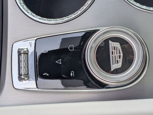 New 2026 Cadillac Vistiq Luxury w/ LPO, Floor Liner Package image 29