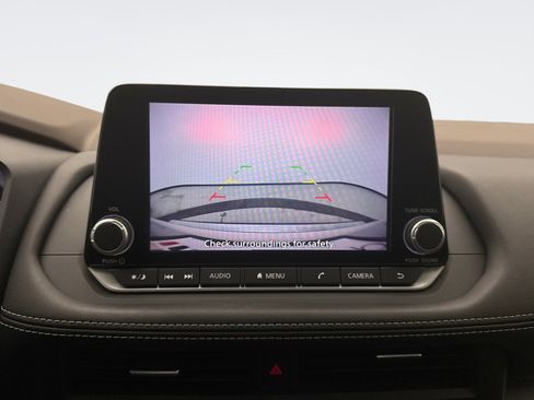 Used 2023 Nissan Rogue SV w/ SV Premium B Package image 15