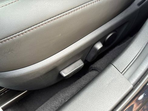 Used 2024 MAZDA MAZDA3 s image 18