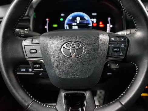 Certified 2025 Toyota Camry SE image 12
