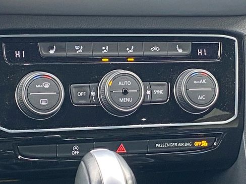 Certified 2023 Volkswagen Atlas Cross Sport SEL image 6