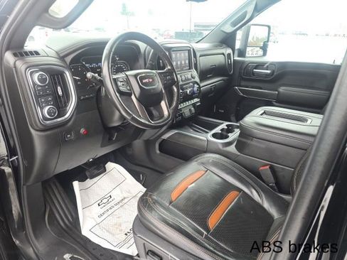 Used 2021 GMC Sierra 2500 AT4 image 33