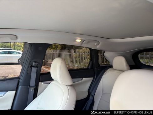Used 2019 INFINITI QX50 Luxe w/ Cargo Package FWD image 10