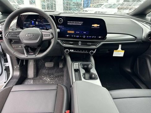 New 2026 Chevrolet Equinox EV RS image 15