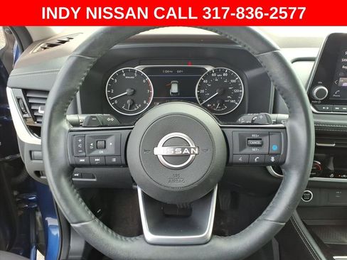 Used 2023 Nissan Rogue SL image 19