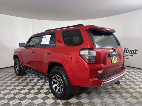 Used 2022 Toyota 4Runner TRD Off-Road Premium AWD/4WD image 6