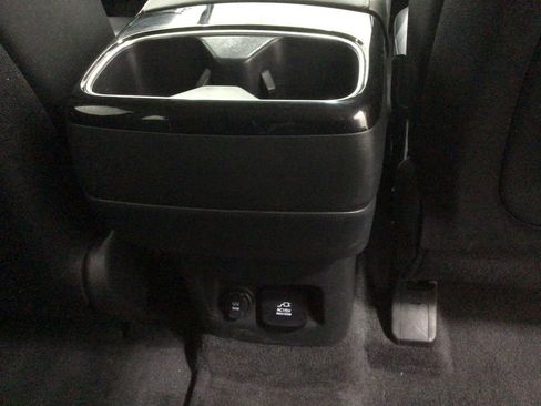 Used 2024 Kia Telluride EX AWD/4WD image 30