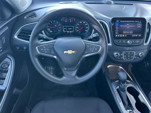 Used 2024 Chevrolet Malibu LT FWD image 15