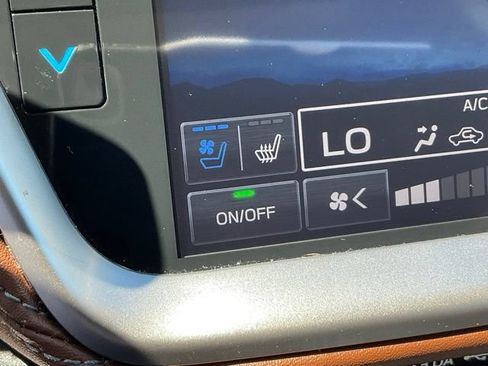 Certified 2024 Subaru Outback Touring XT AWD/4WD image 28