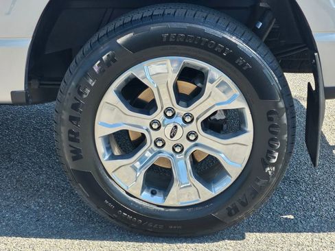 Certified 2022 Ford F150 Platinum w/ Equipment Group 701A High AWD/4WD image 13
